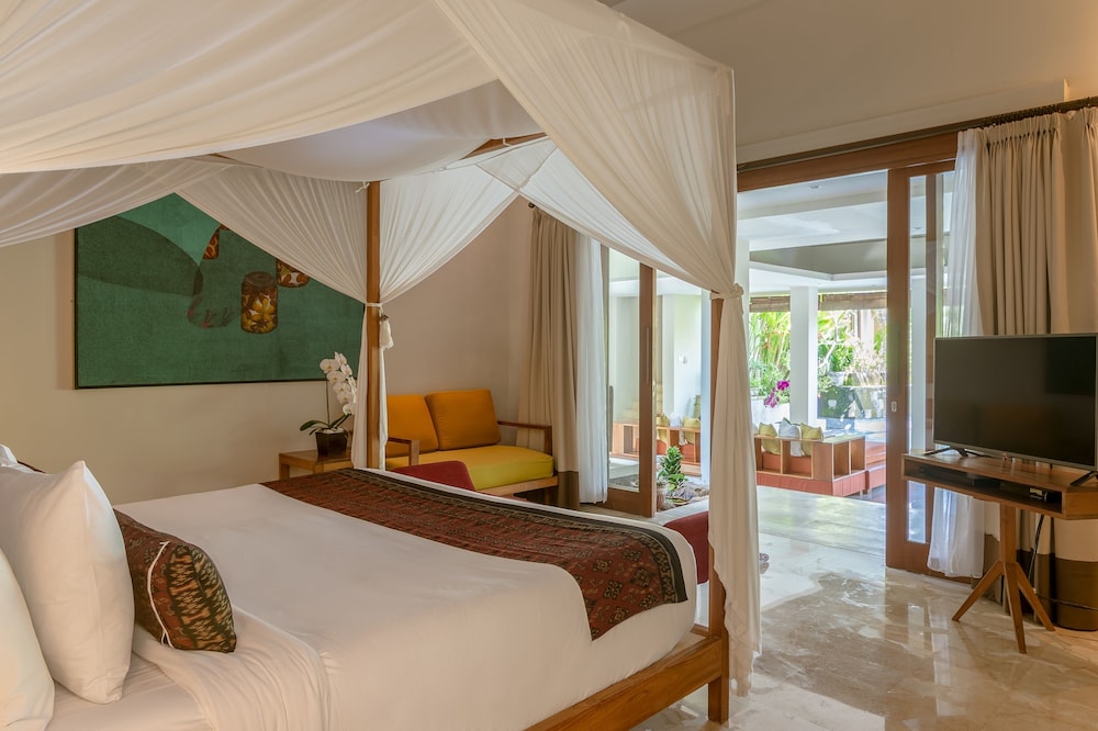 3 BEDROOMS, VILLA, PRIVATE POOL