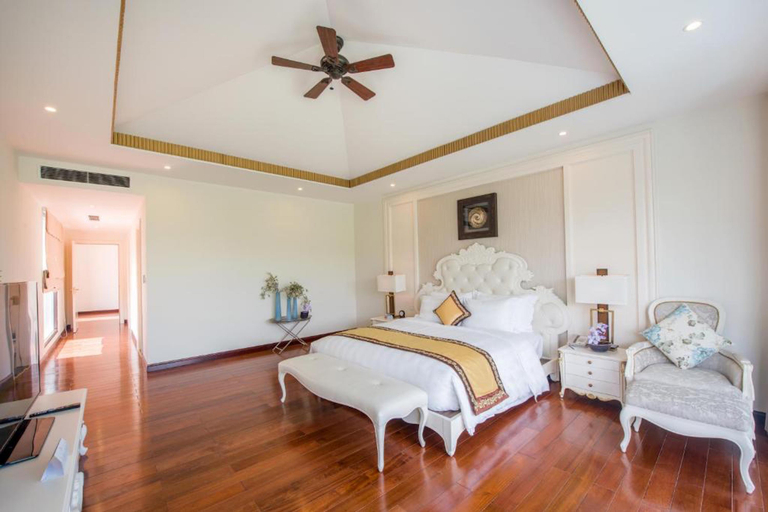 3 Bedrooms, Safonders and Villa