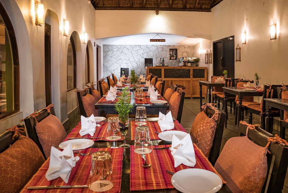 Amritara Shalimar Spice Garden Resort & Spa 66/78