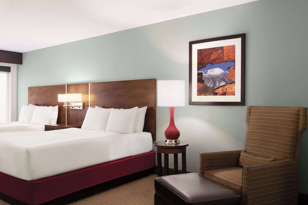 ROOM, 2 QUEEN BEDS