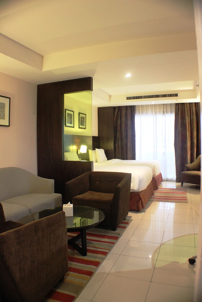 DoubleTree by Hilton Hotel Aqaba 36/70