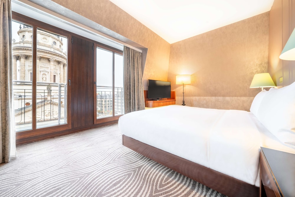 Duplex, Suite, King Bed, Domex View, Lounge Access