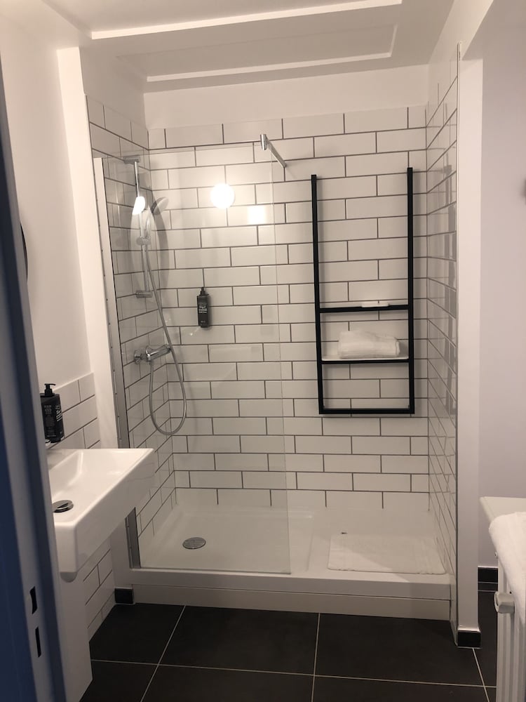 Ibis Millau 53/55