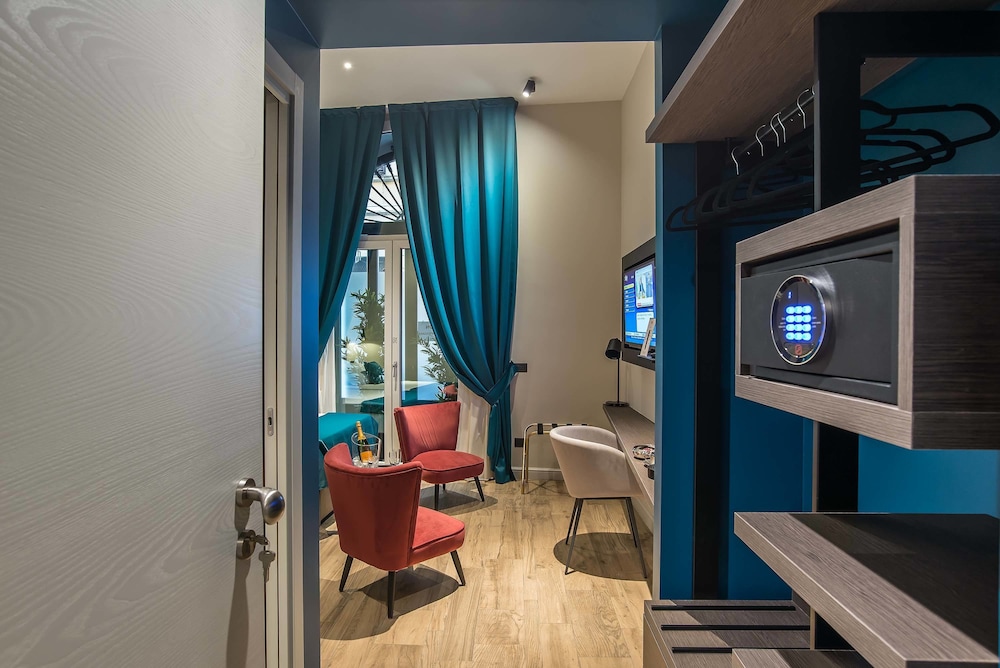 Navona Street Hotel 47/69