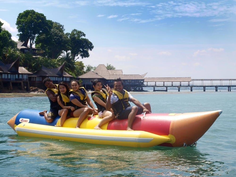 Batam View Beach Resort 56/68