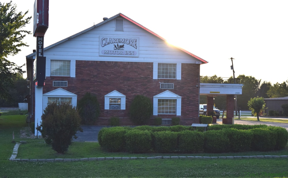 Claremore Motor Inn 5/34