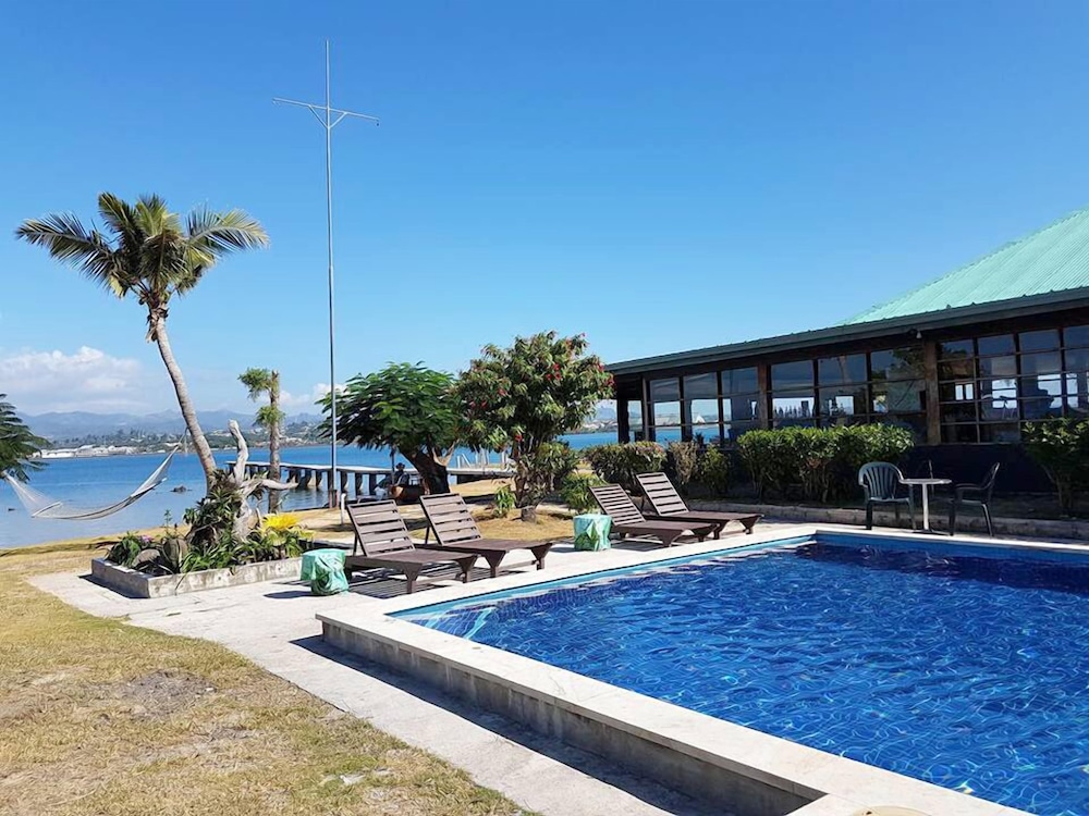 Belo Vula Island Resort 35/36