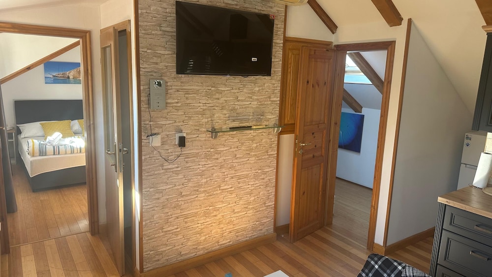 Hostel Split 50/50