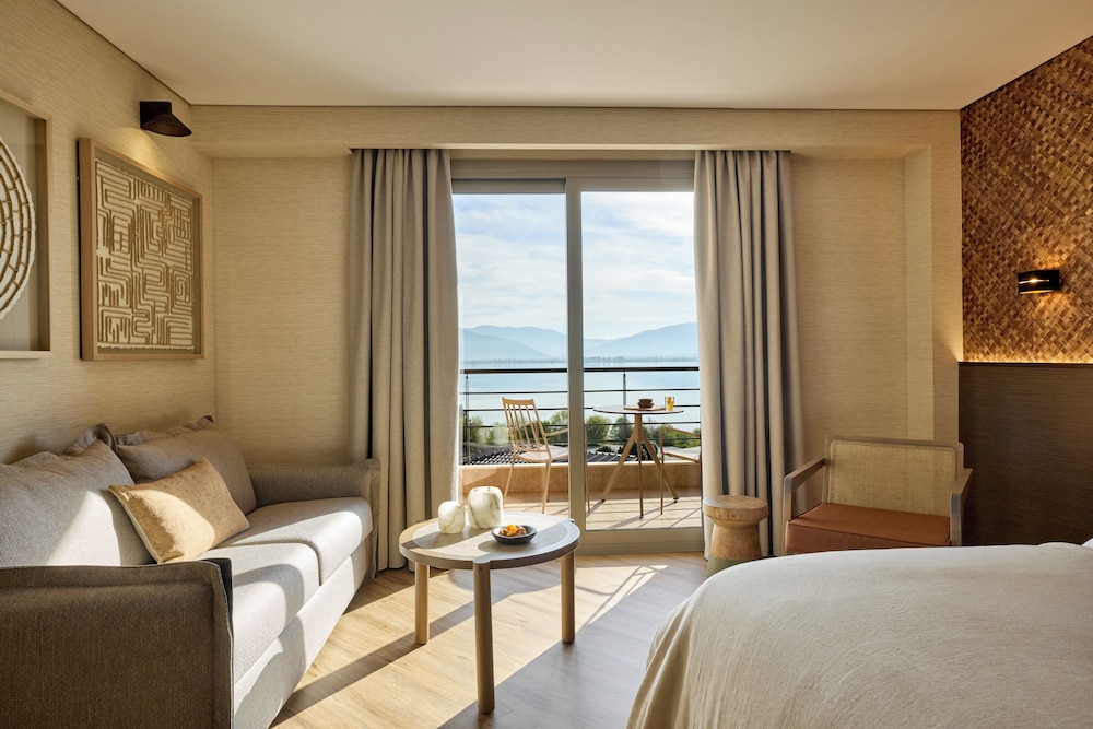 Limneon Resort & Spa 22/73
