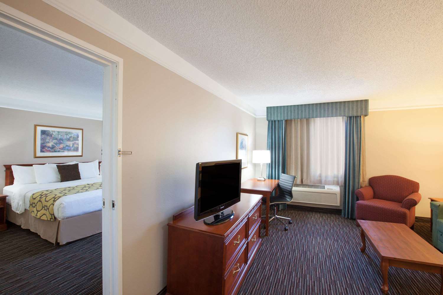 Baymont By Wyndham Texarkana 29/44