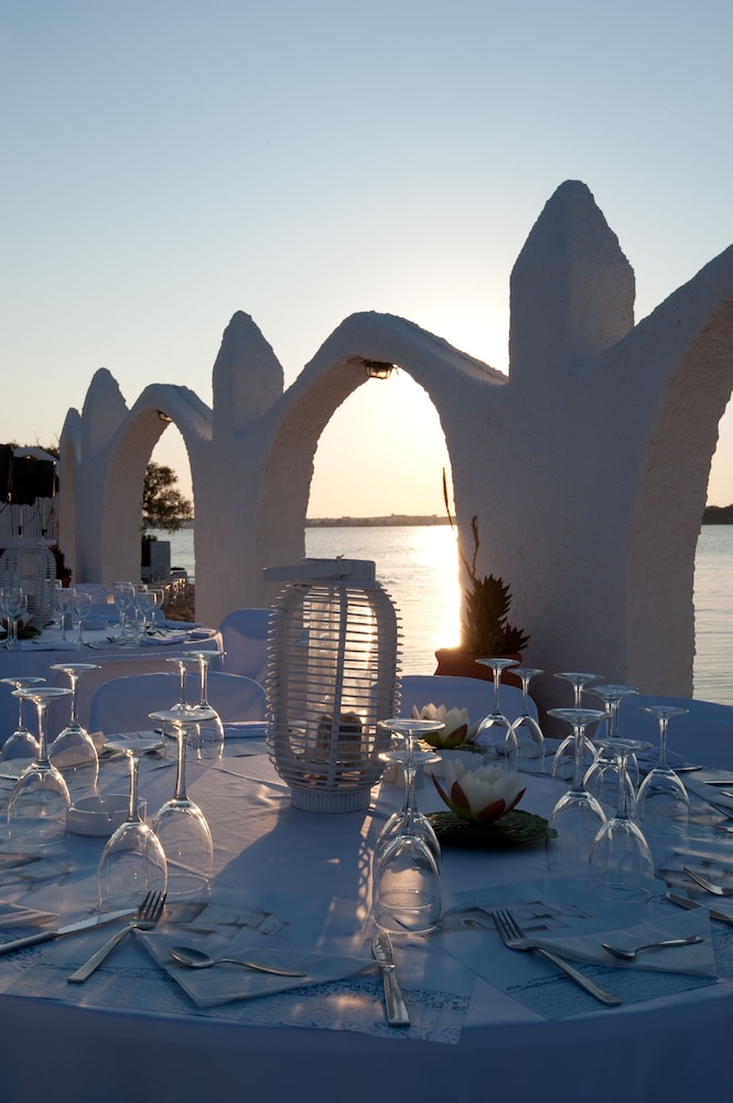 Pounda Resort Paros, a member of Radisson Individuals 52/57