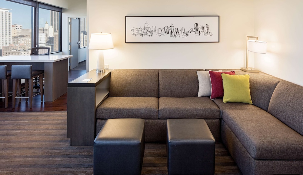 Hyatt House New Orleans/Downtown 33/74