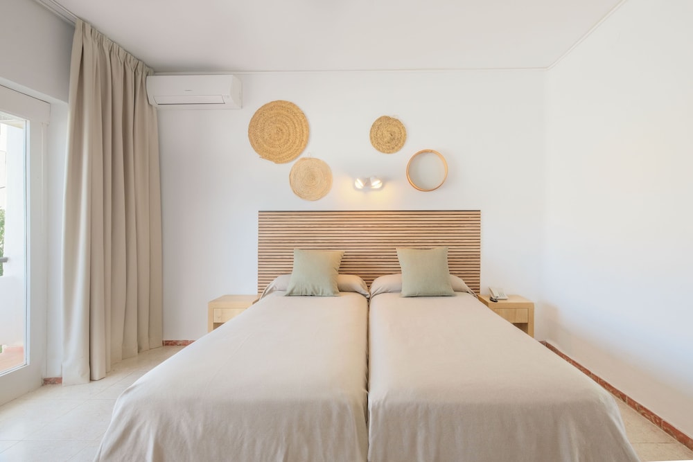 Azuline Hotel Mediterraneo 9/30