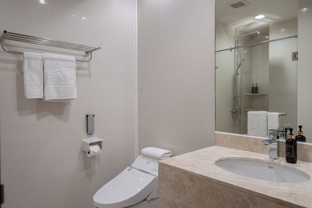 Amanta Hotel & Residence Ratchada 49/50