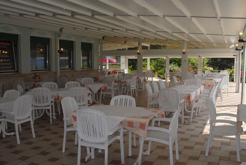 Hotel Karinhall 54/64