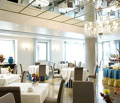 Club House 6/7