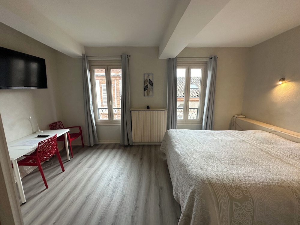 Hotel Chiffre 24/69