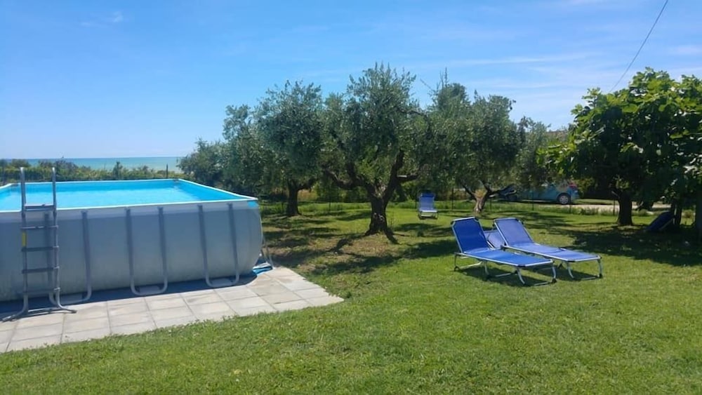 Il Giardino Fra Gli Ulivi 4/56