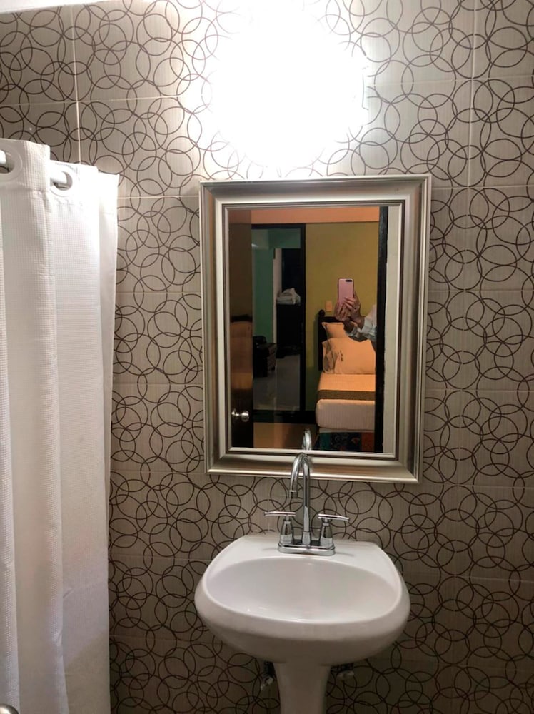 Frances Hotel 54/54