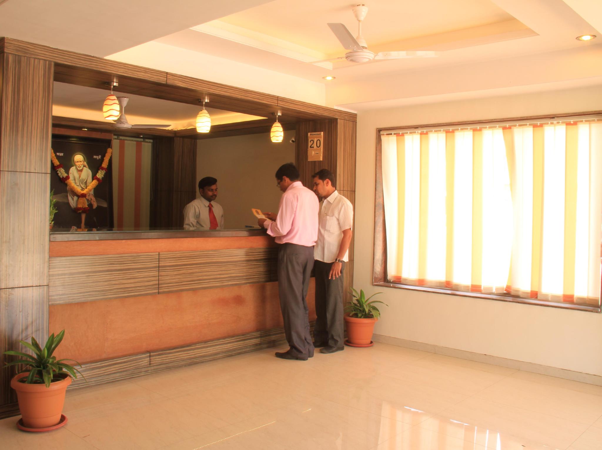 Hotel Sai Gurusthan 14/70