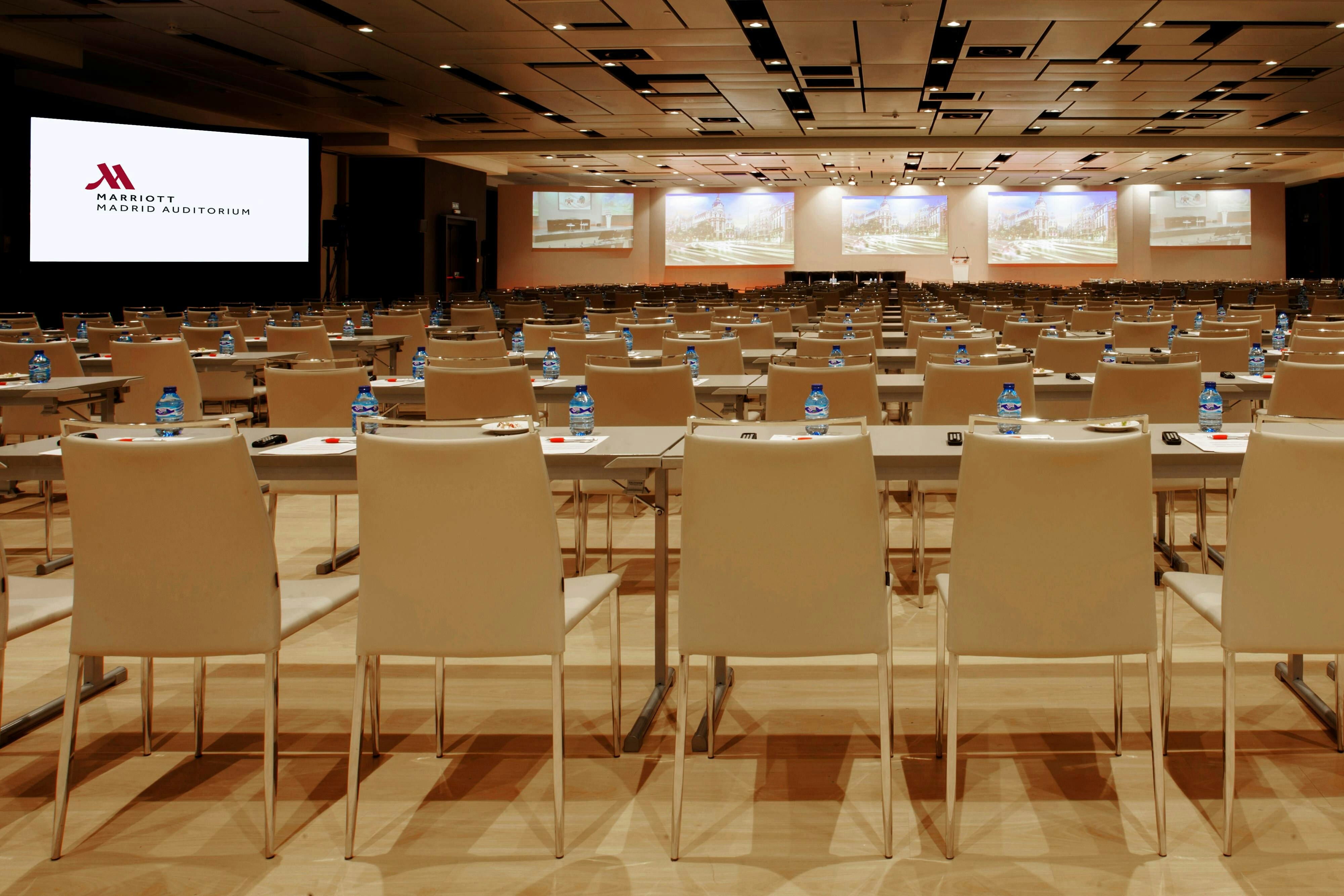 Madrid Marriott Auditorium Hotel & Conference Center 32/43