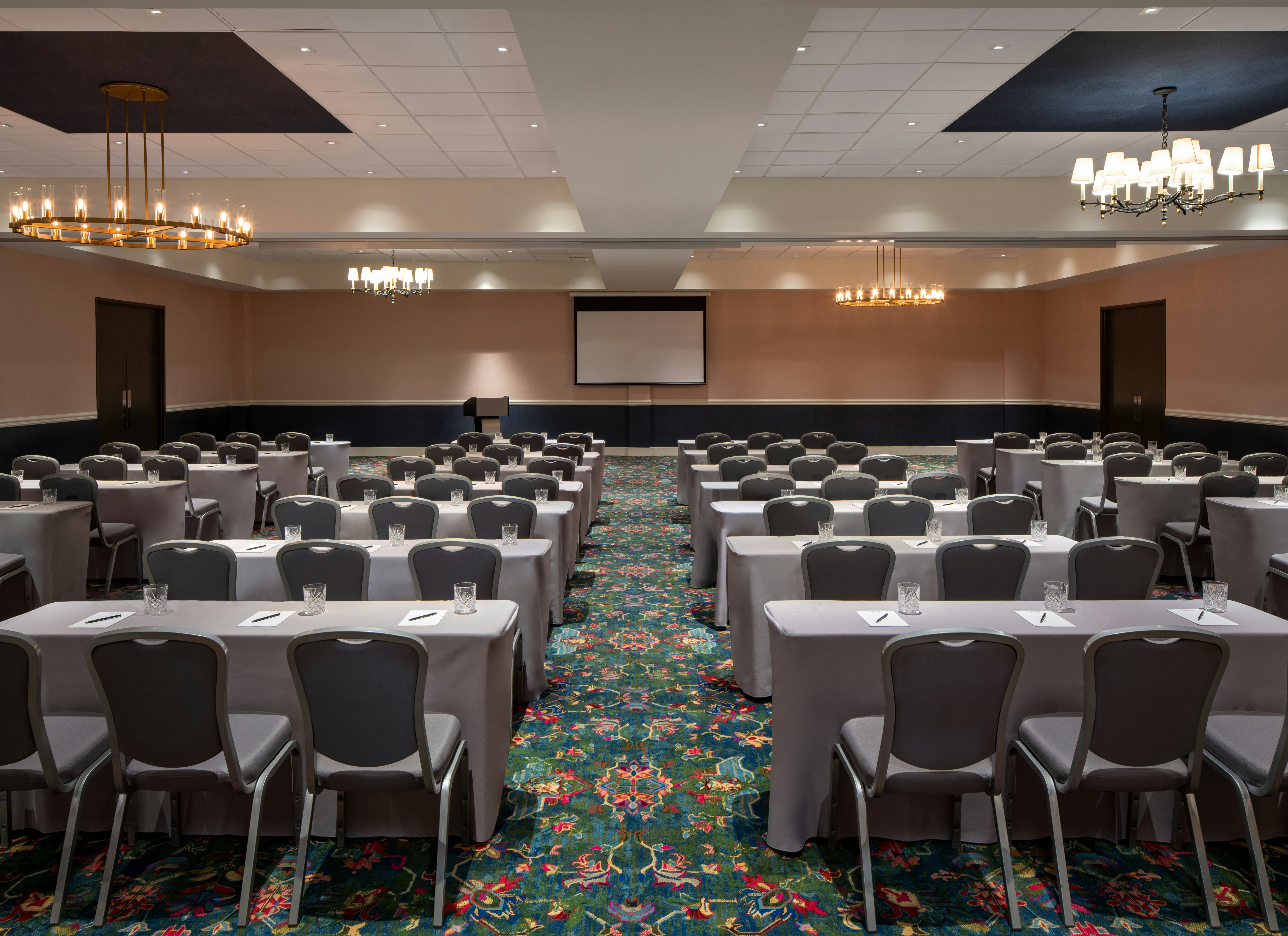 Graduate by Hilton Fayetteville, AR 35/46
