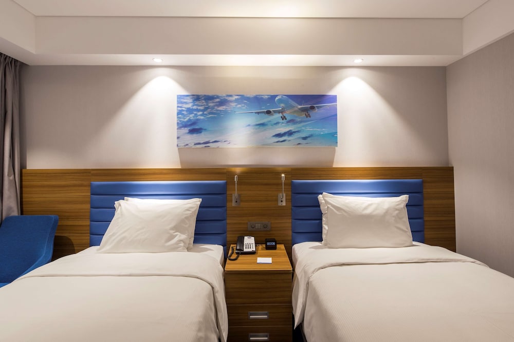 Hampton By Hilton Istanbul Sabiha Gokcen Airport 16/53