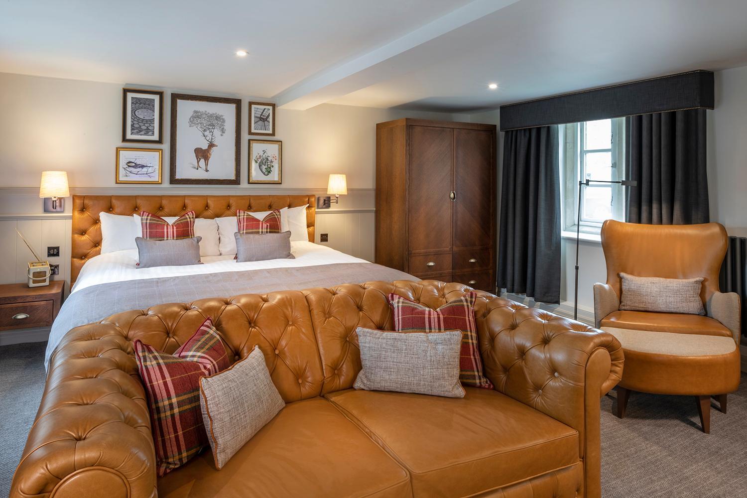 Courtyard, Suite