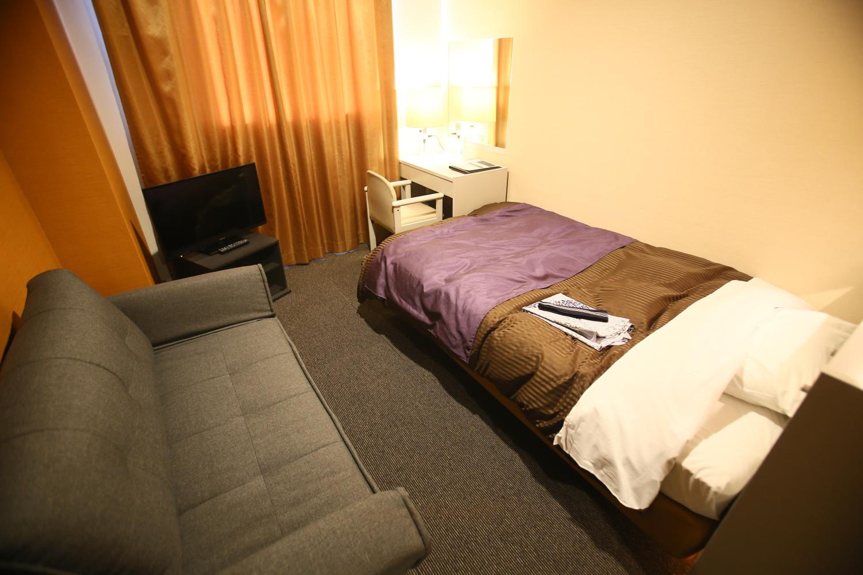 Hotel 1-2-3 Maebashi Mercury 27/50