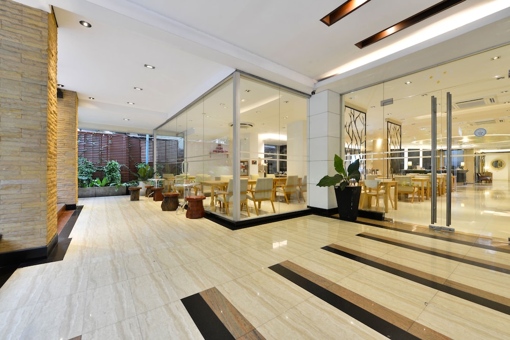 Royal View Resort 38/50