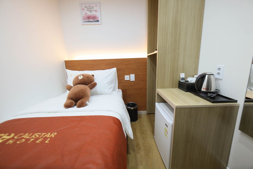 Calistar Hotel 24/50