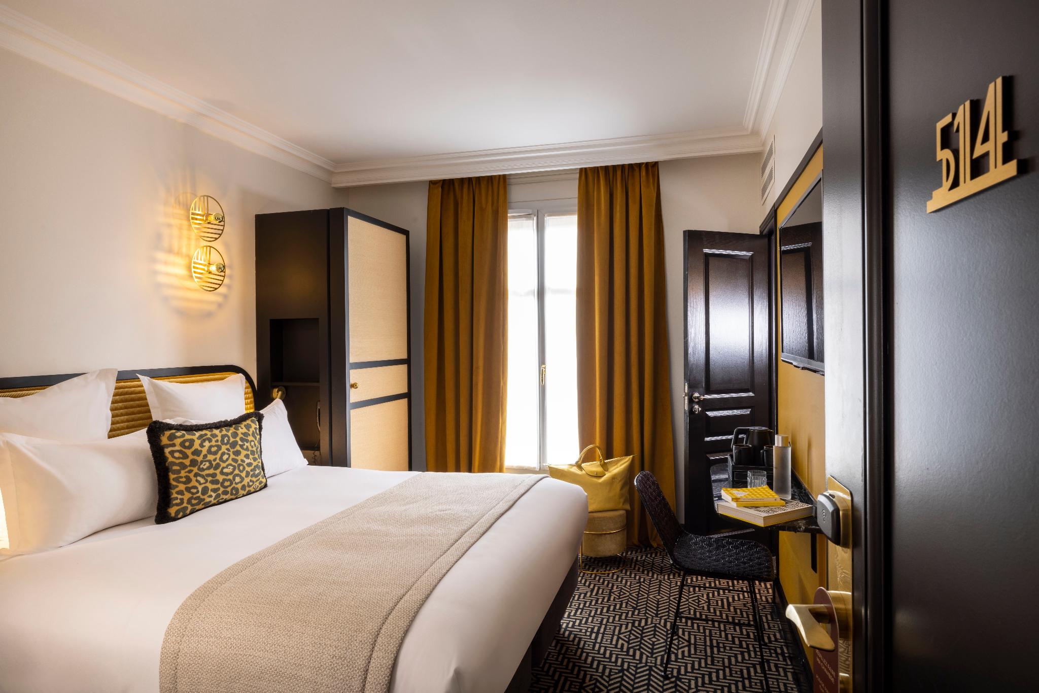 Inner Court, Double Bed