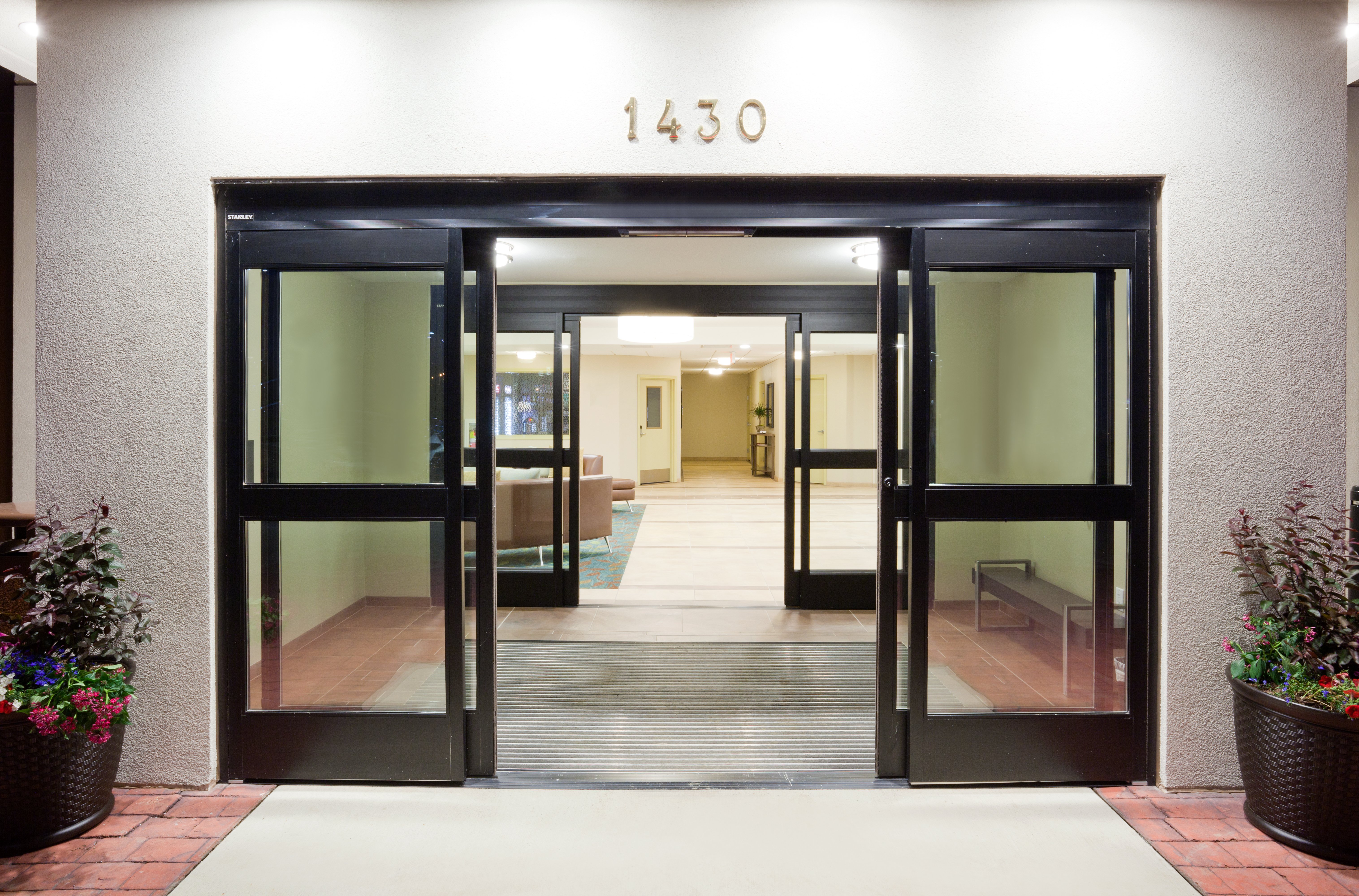Candlewood Suites Dickinson Nd 2/19