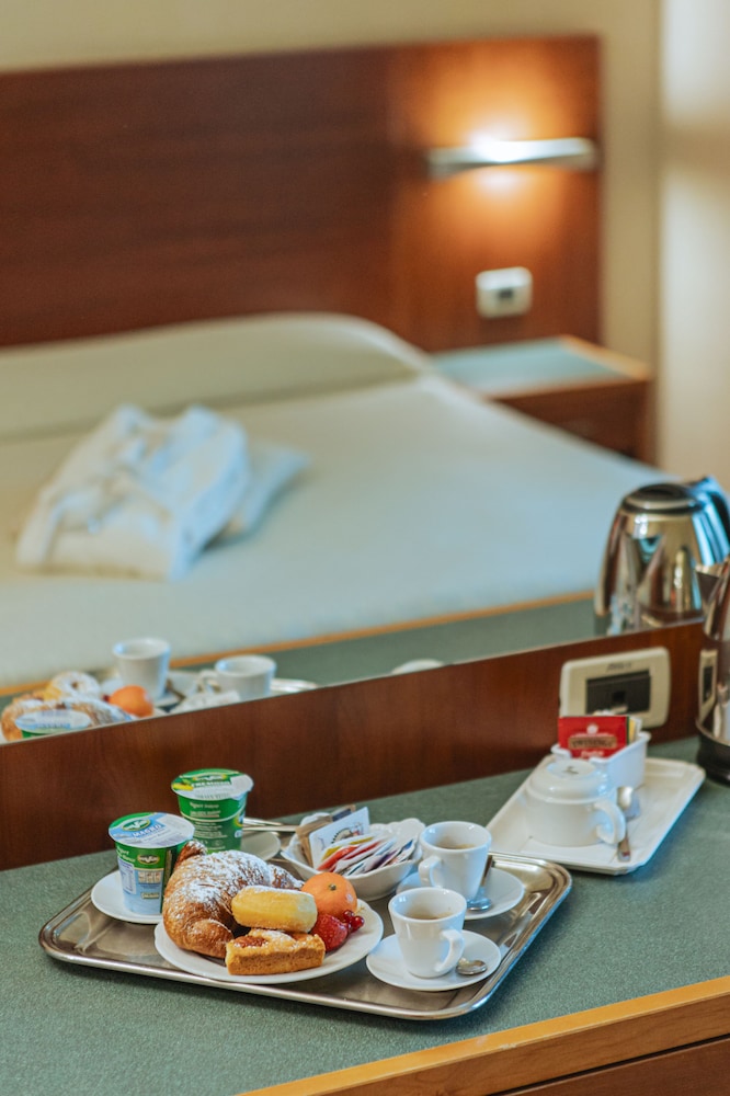 Hotel Amico 43/54