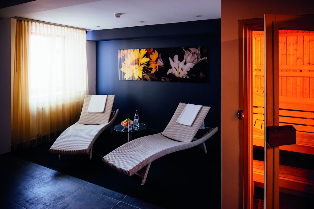 Vienna House Easy by Wyndham Airport Bucharest 11/68