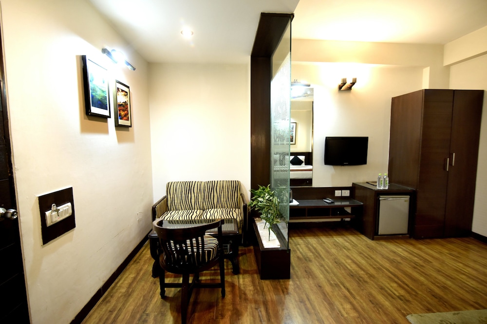 Crystal Inn Hotel 32/50