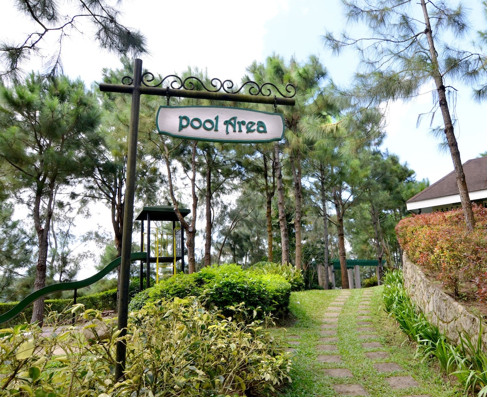 Crosswinds Resort Suites 42/50