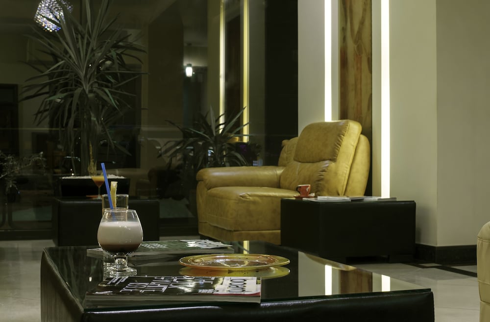 Golden Time Hotel 54/62