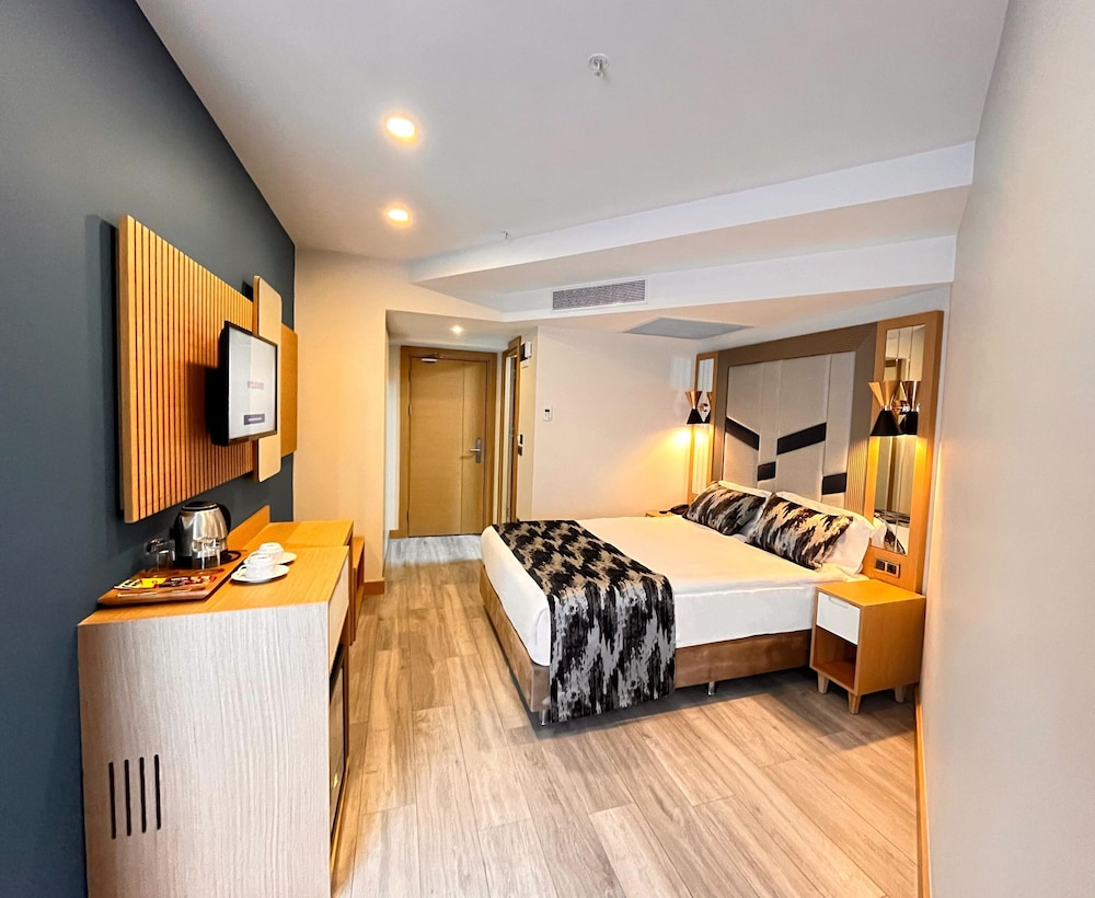 STANDARD, DOUBLE OR TWIN BED