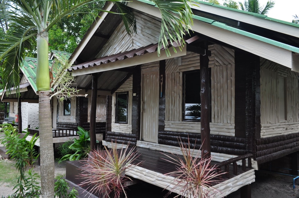 Phangan Beach Resort 6/68