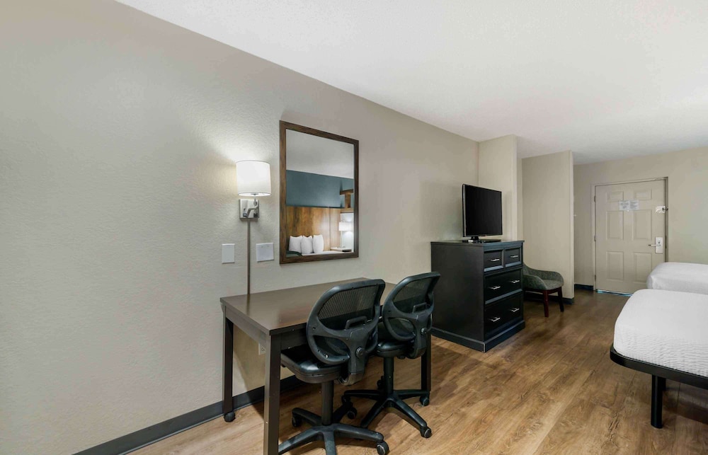 Extended Stay America Suites Miami Airport Doral 34/39