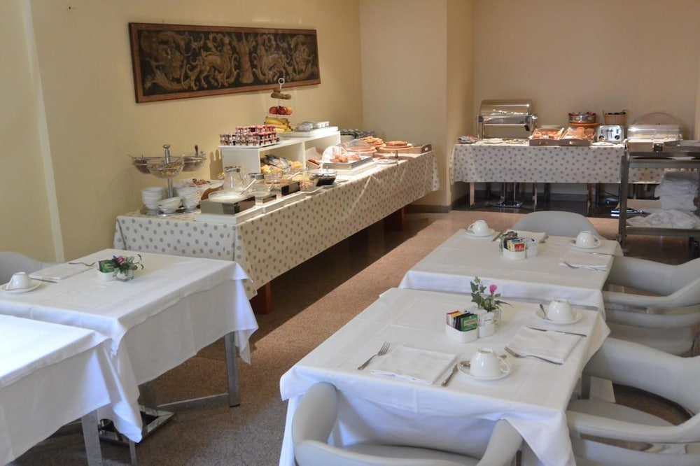 Hotel Gran Duca Di York 45/51