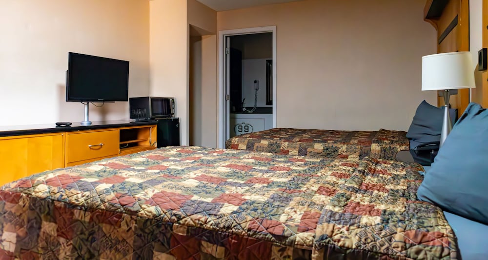 Route 66 Hotel And Conference 53/58