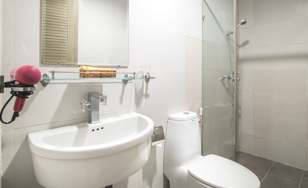 Saigon Charm Hotel 45/49
