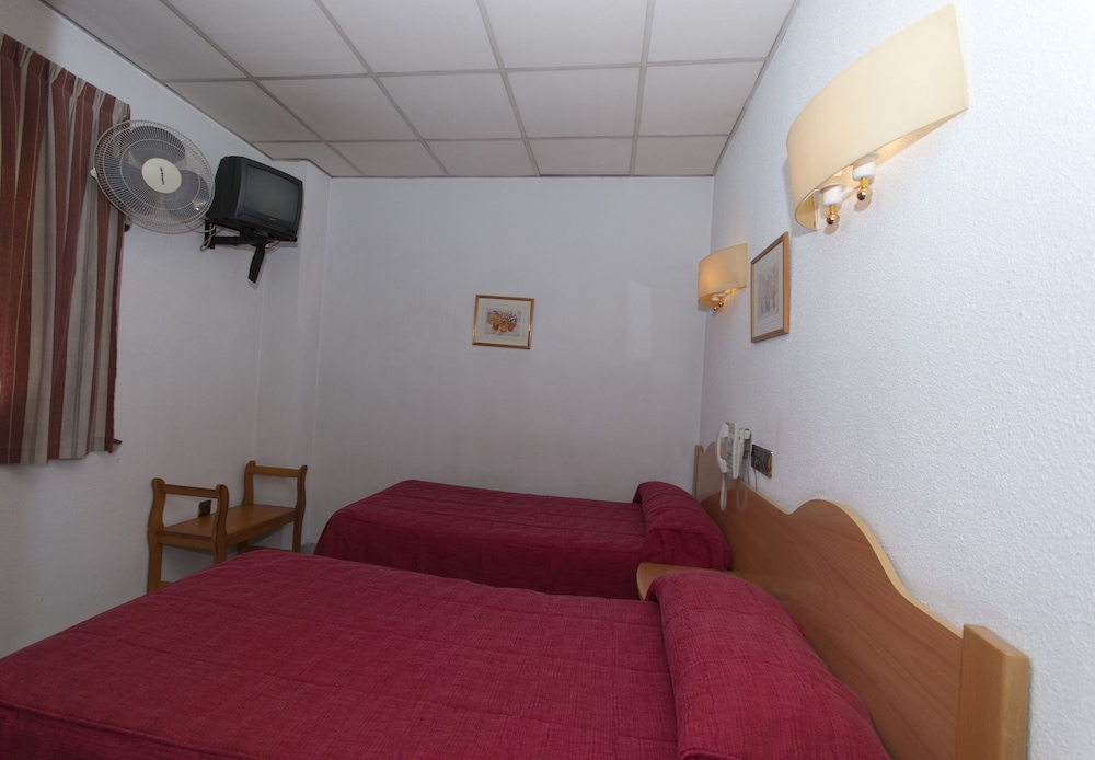 HOSTAL GOYMA II 21/34