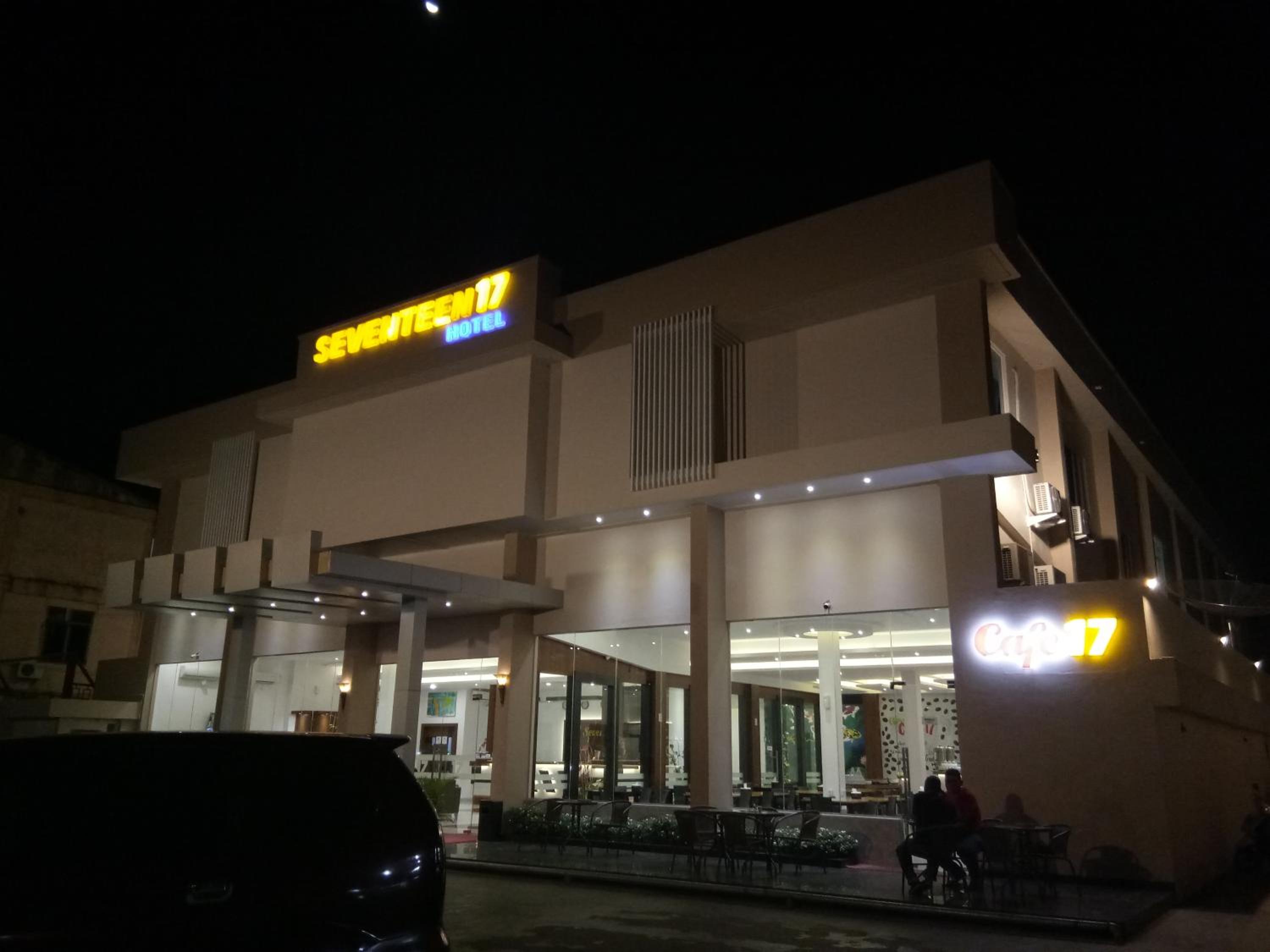 Seventeen Hotel 1/17