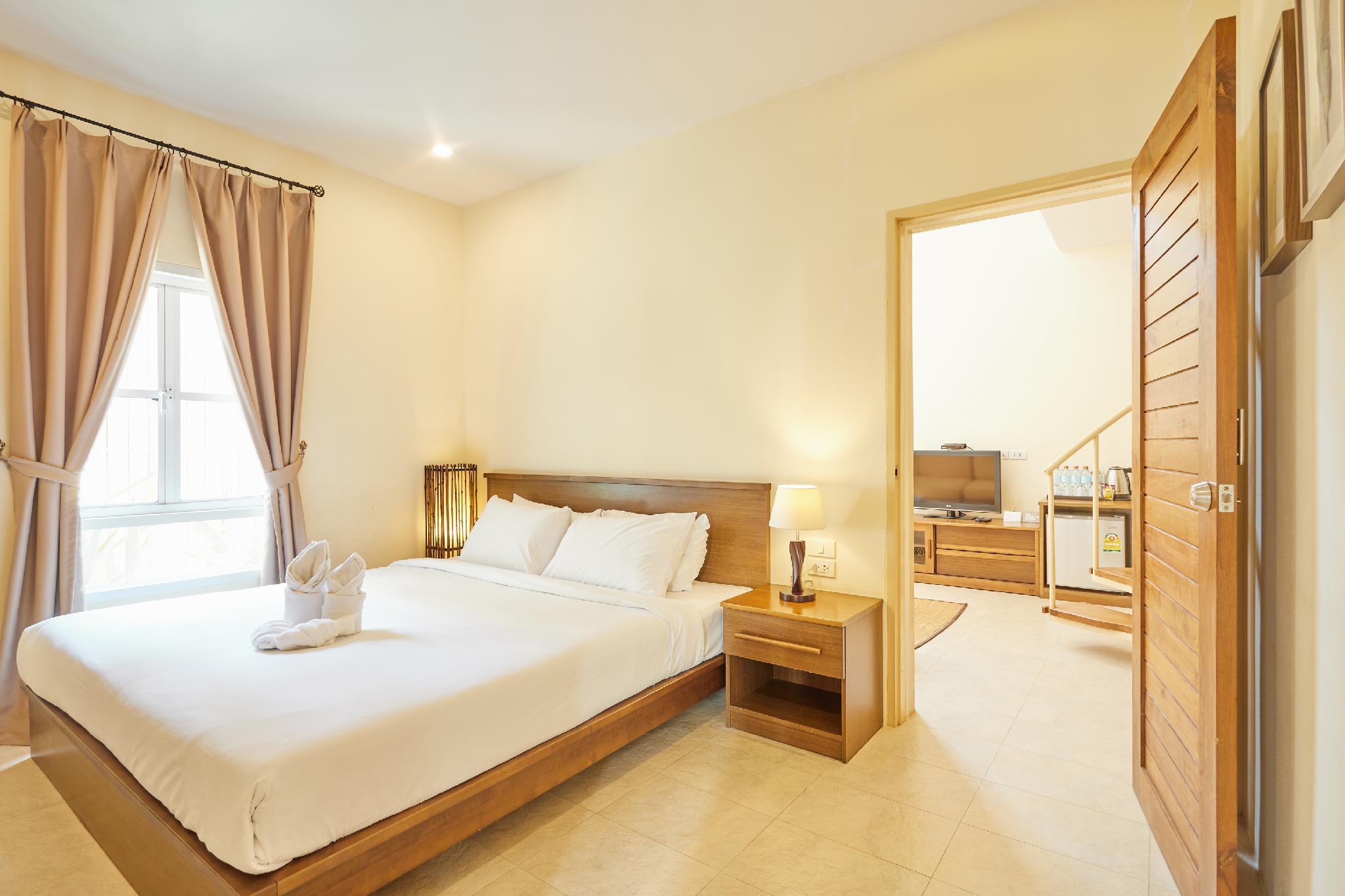 Talay, Villa