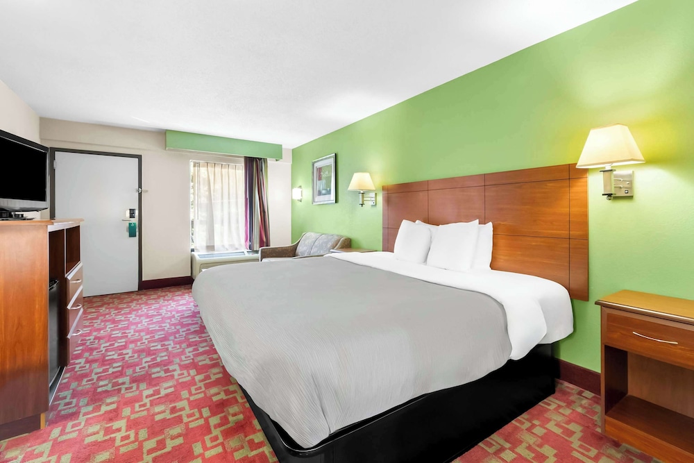 Room, King Bed, Smoking
