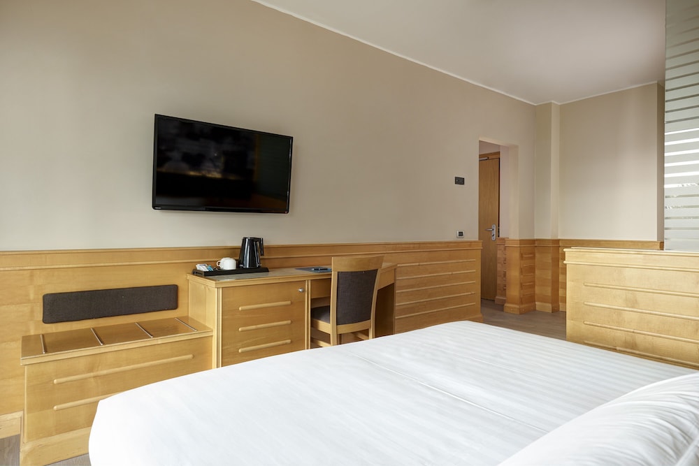 Occidental Aran Park 6/48