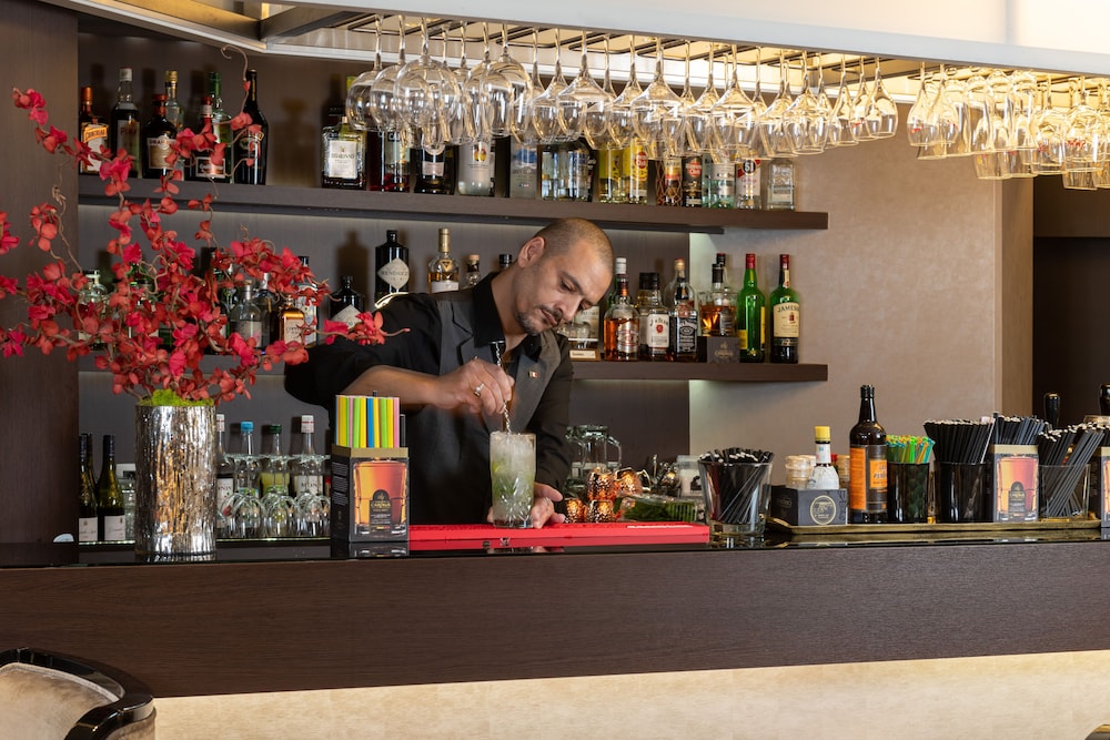 restaurant-cafeteria